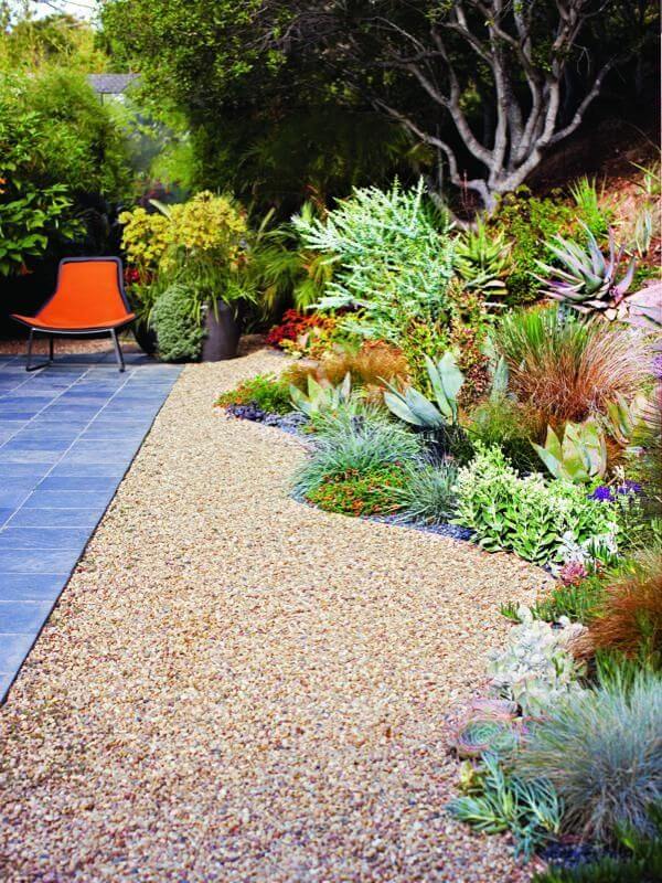 Gravel Yard with Plant Bed
