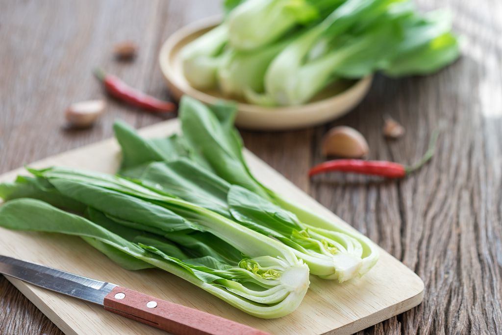 how to cut bok choy
